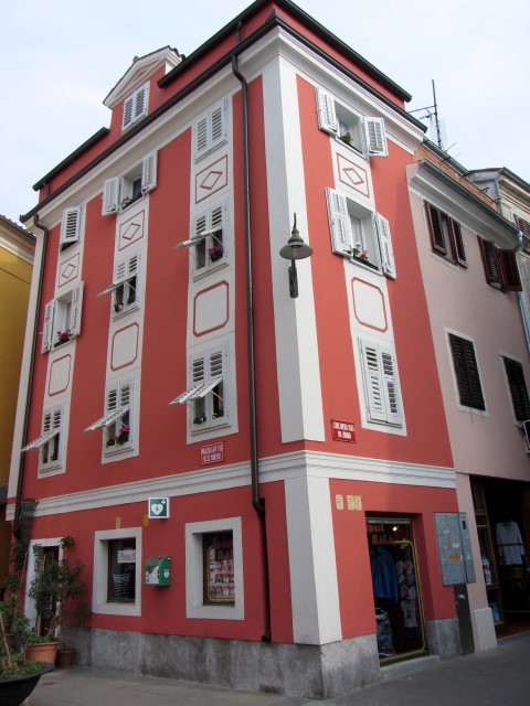 2. 4. IZOLA JE LEPA - foto