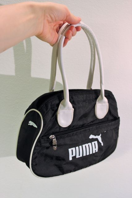 Manjša torbica znamke Puma