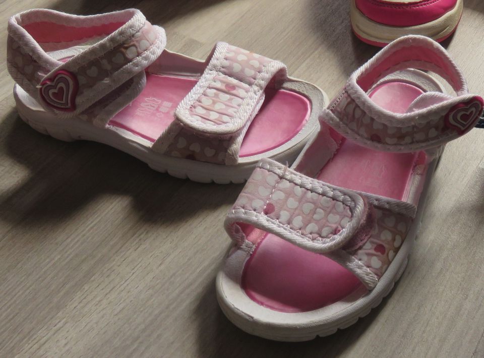 roza sandale 25-