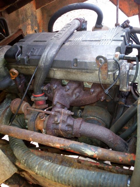 Motor z leve strani