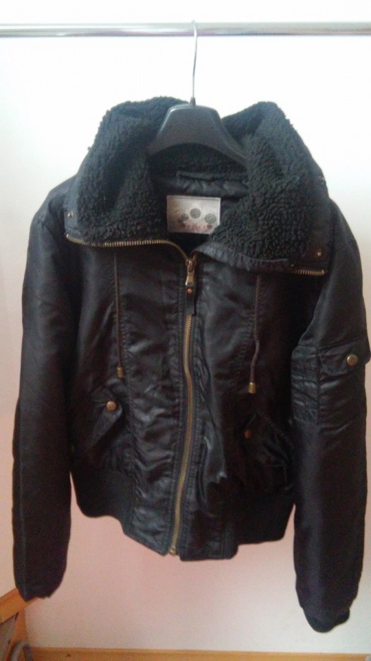 Orsay črna jakna/bunda - 36/38 - foto povečava