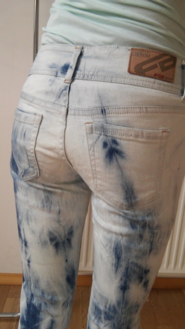 Svetle jeans hlače - M - foto
