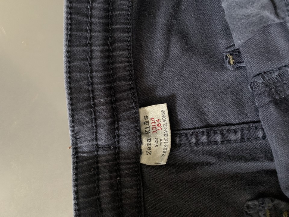 Fantovske hlače Zara, št 13-14, 10 € z ptt - foto povečava