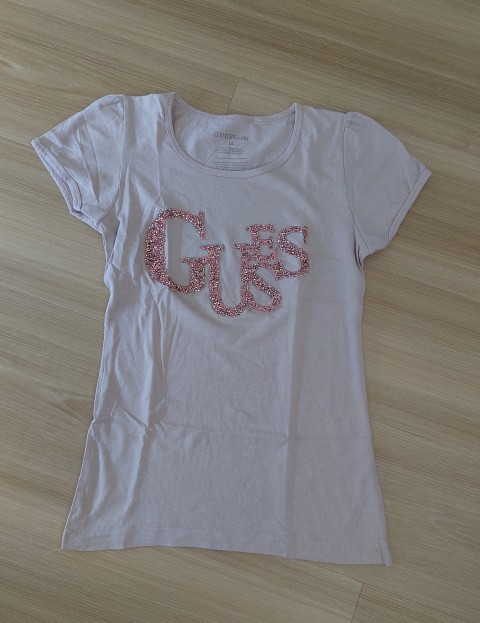 Guess original kratek rokav 7€