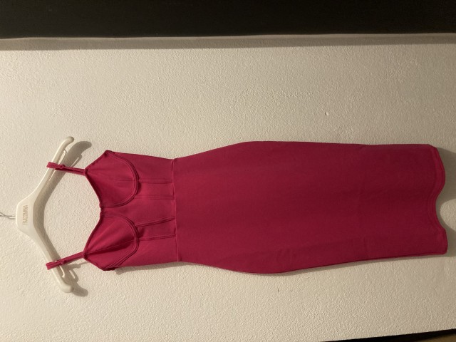Obleka roza - foto