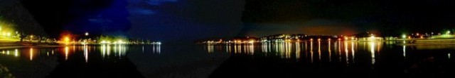 Plava laguna ponoči (med hoteloma Parentium in Galijot)