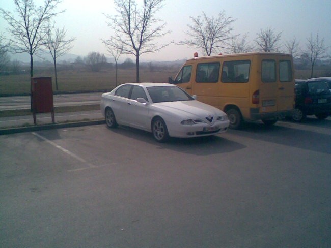 Alfa  - foto povečava