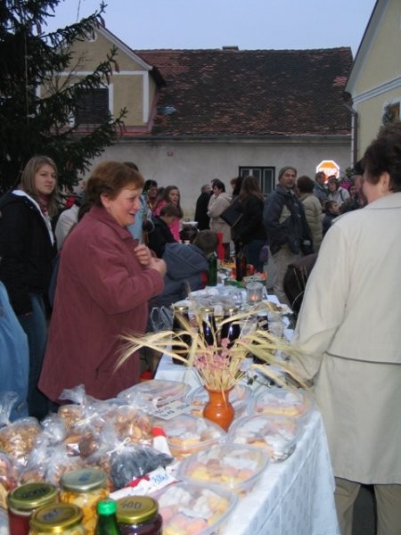 Miklavžev sejem 2004 - Nova Cerkev - foto