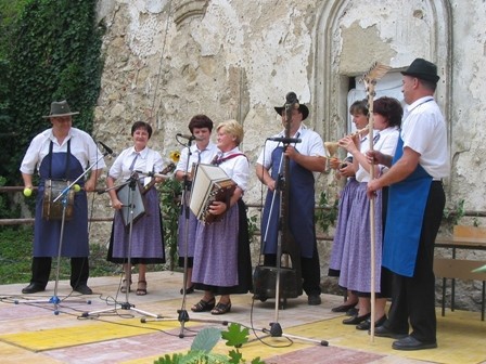 Grajska nedelja 2003 - grad Lemberg - foto povečava