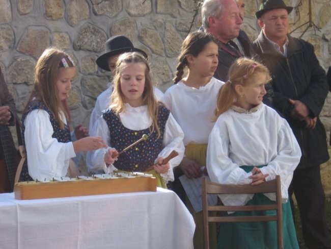 Razstava - Mojstri in ustvarjalci iz domačega - foto povečava