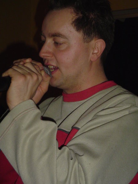 Karaoke, februar 06 - foto