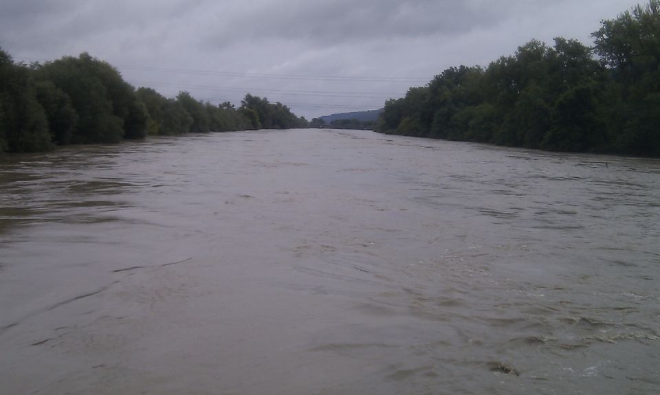 Poplave 2010 - foto povečava