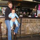 5. nov. 2006 Brina v tradicionalni gostilni; Brina in a traditional pub