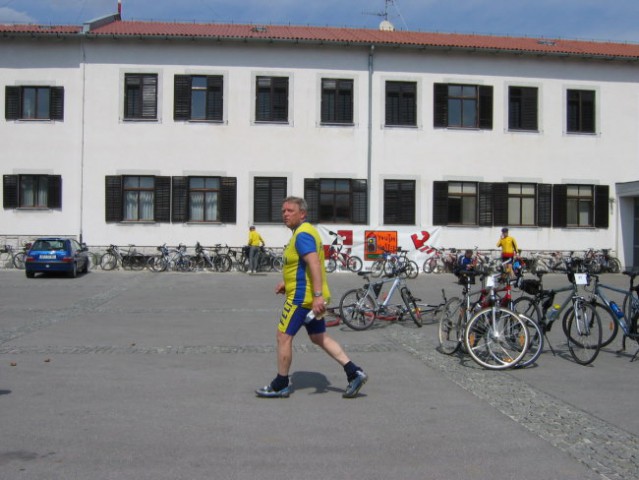 Kolesarjenje-Sežana (15.4.2006) - foto