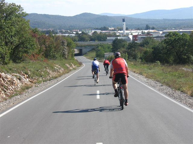 S kolesom po Krasu (13.10.2007) - foto