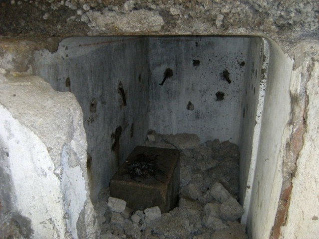 Brez ustreznih načrtov je težko reči, kakšen namen so imeli posamezni prostori v bunkerju.