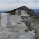 še en pogled po grebenu od cerkvice sv.Valentina v smeri vrha Sabotina...