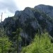 Pogled z vrha Kope, skromne vzpetine ali bolje grebenske rame, podaljška ostenja Rzenika n