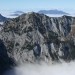 Onstran Robanovega kota se dviga 2084 m visoka Krofička; redko obiskana gora vzhodnega del