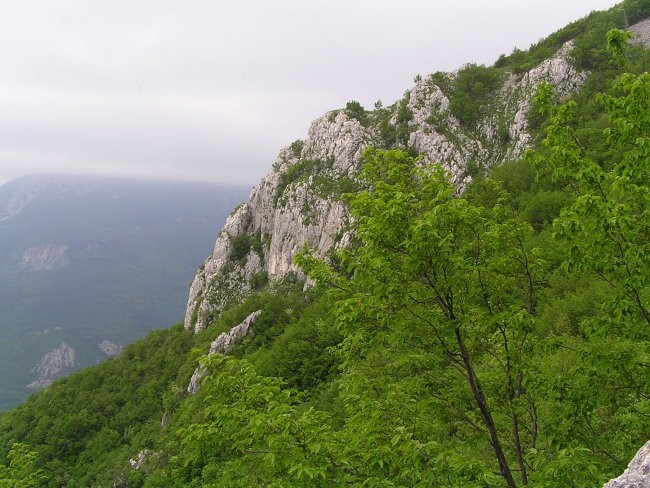 eden izmed številnih grebenov, ki se z Gore spuščajo proti Ajdovščini