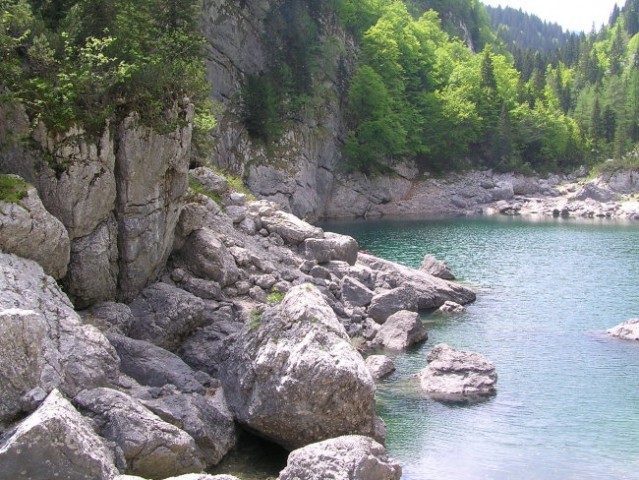 Črno jezero ( cca 1340 m/ nm ) 
