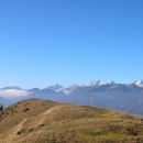 Pogled proti Grintavcem z vrha Lepenatke ( 1422 m ); Lepenatka je za razliko od Velikega r