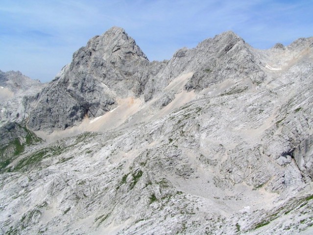Pogled z vrha Turske gore proti osrednji skupini Kamniško - Savinjskih Alp nad Malimi podi