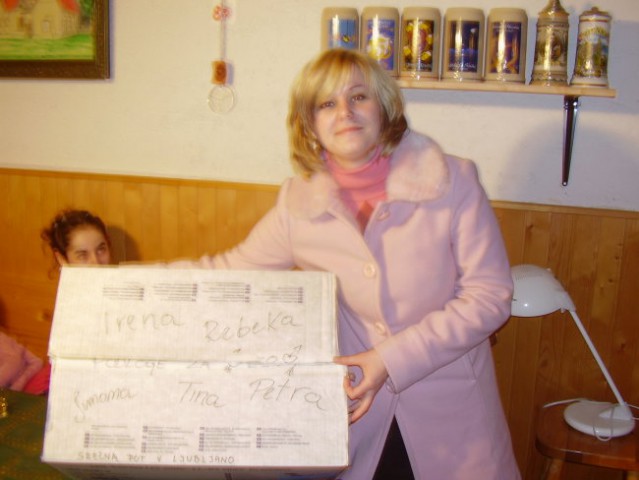 Lea-poslovilna - foto