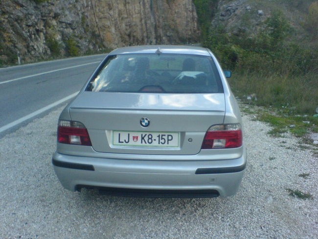 Moj BMW E39 528i - foto povečava