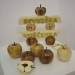 Jabolka, ki sem jih naredil za razstavo Sevniška voščenka za Vrtec Sevnica