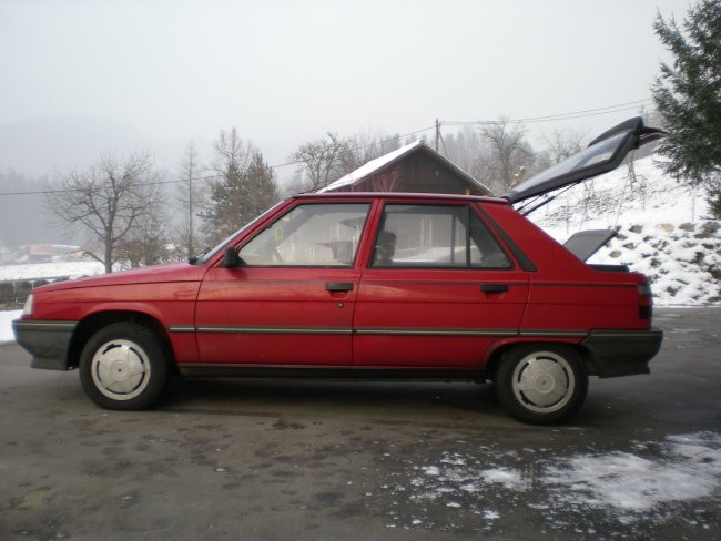 Renault11 - foto povečava