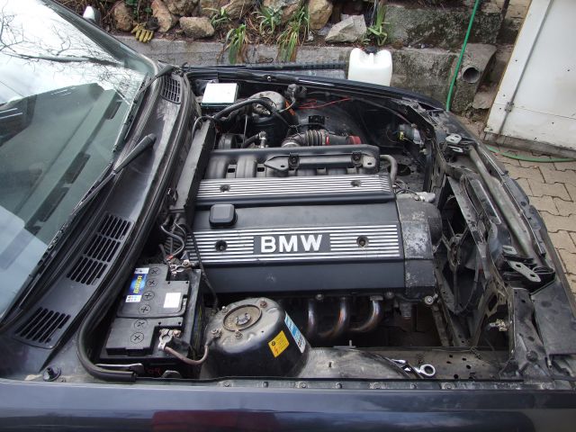 BMW E30 M50 B25 - foto