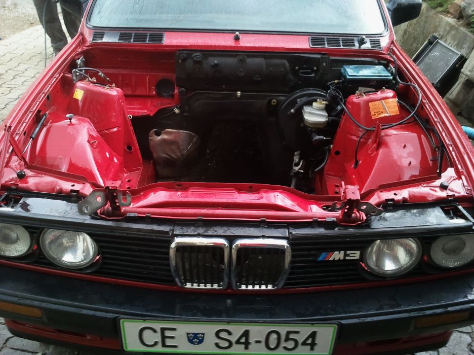 BMW E30 M50 B25 - foto povečava