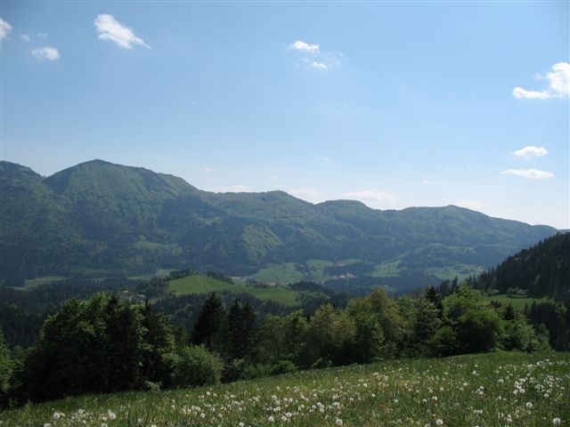 Lepenatka 2.5.2007 & Rogatec 3.5.2007 - foto povečava