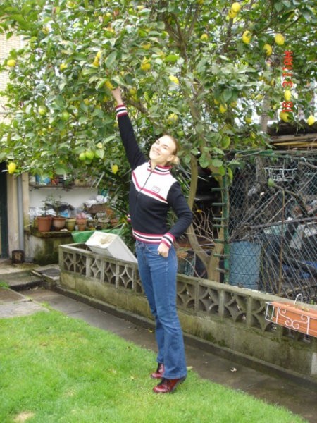 Martina in limone (16.4.2005)