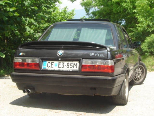 BMW 316i E30 - foto
