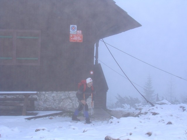 Češka koča 14.11.2008, 10cm snega, 0stopinj.. 