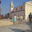 na promenadi