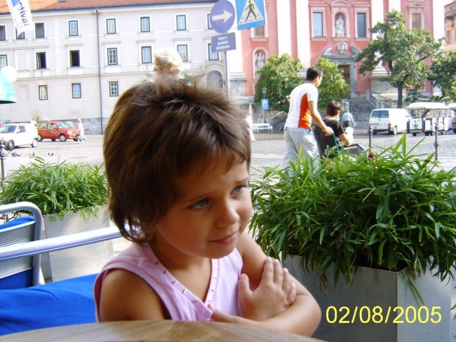 Tjuša končno spet v Ljubljani, vendar samo na obisku!