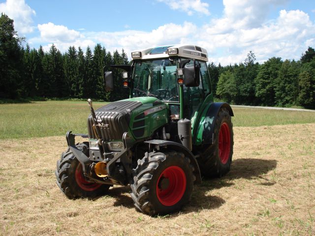 Fendt serije 200 - foto