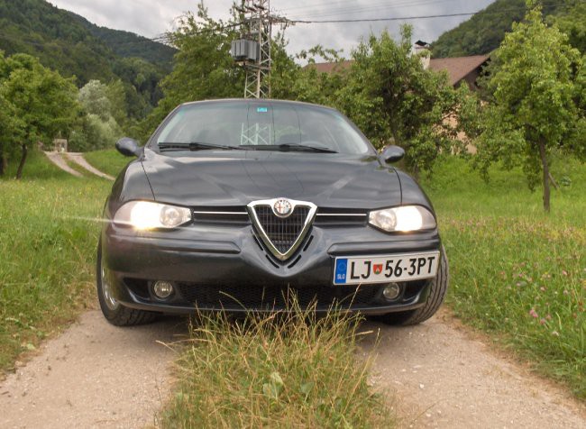 Alfa romeo 156 1,9 jtd DISTINCTIVE - foto povečava