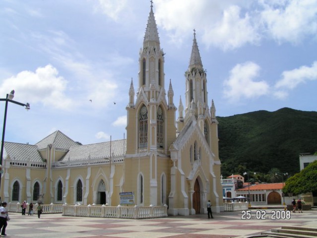 Cerkvica v El Valle