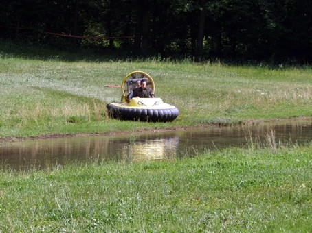 Hover_piknik - foto povečava