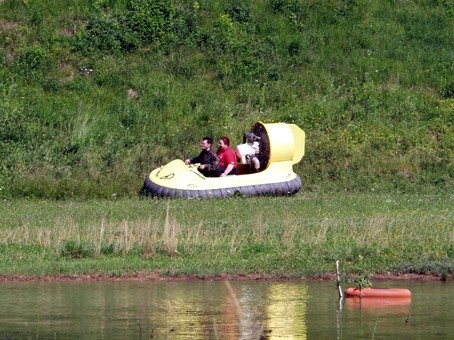 Hover_piknik - foto povečava