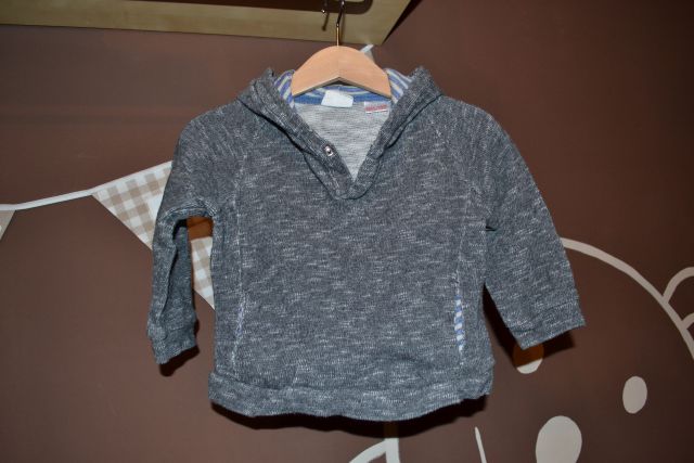 Zara pulover, št. 86 oz 12-18m, 2 evra