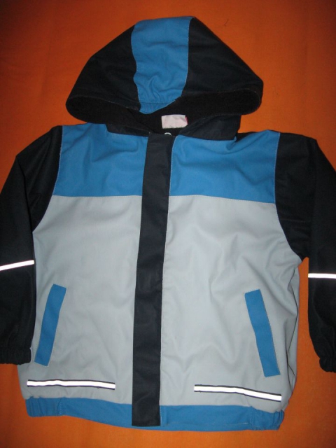 Jakna 110 - ustreza bolj 116, 7€