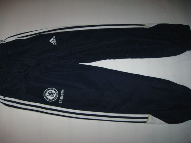 Adidas 152, 9€
