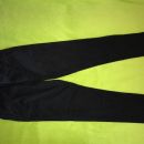 črne hlače slim fit h&m 158, 8€