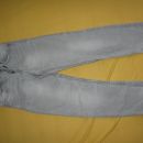 H&M svetlo sive, 128, 7-8 let, 4€