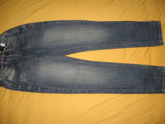 Kavbojke 134, 4€, kot nove